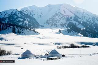 Фото Хостелы Jyrgalan Tyup Yurt Lodge - Ski Yurt г. Dzhergalan